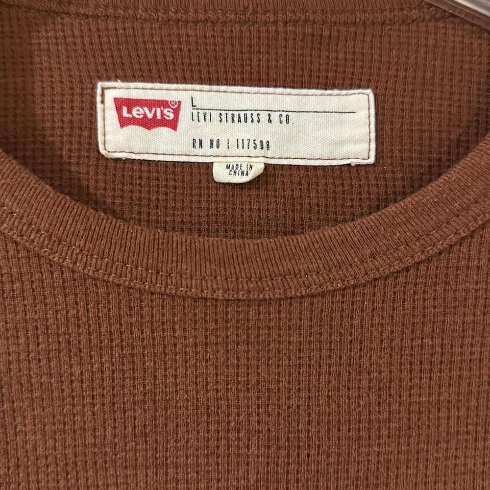 Levi’s Longsleeve Thermal Top - Picture 3 of 3